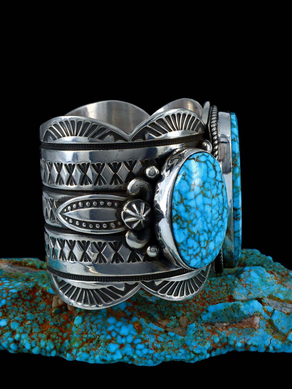 Native American Jewelry Kingman Turquoise Cuff Bracelet - PuebloDirect.com